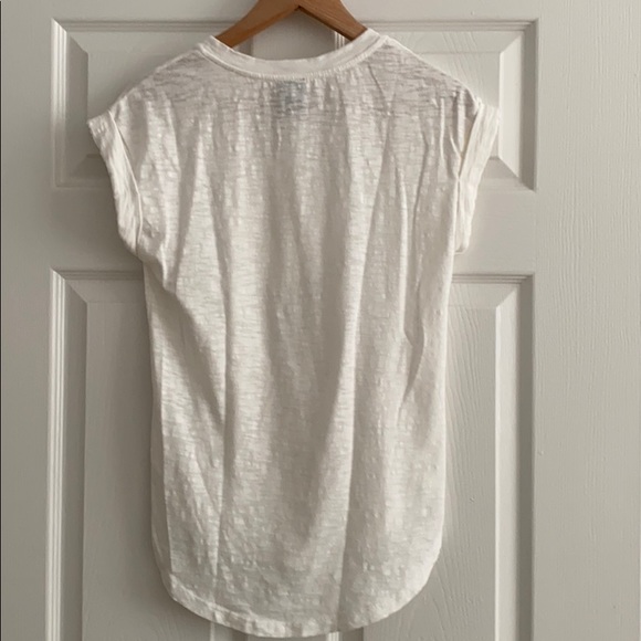 SOLD Pure Barre Circle P Tee - Picture 3 of 4